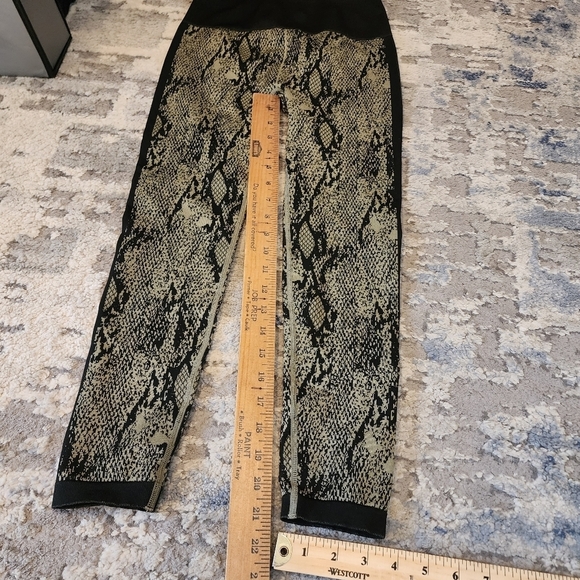 Fabletics Black and Tan Snake Print Leggings - Picture 14 of 14